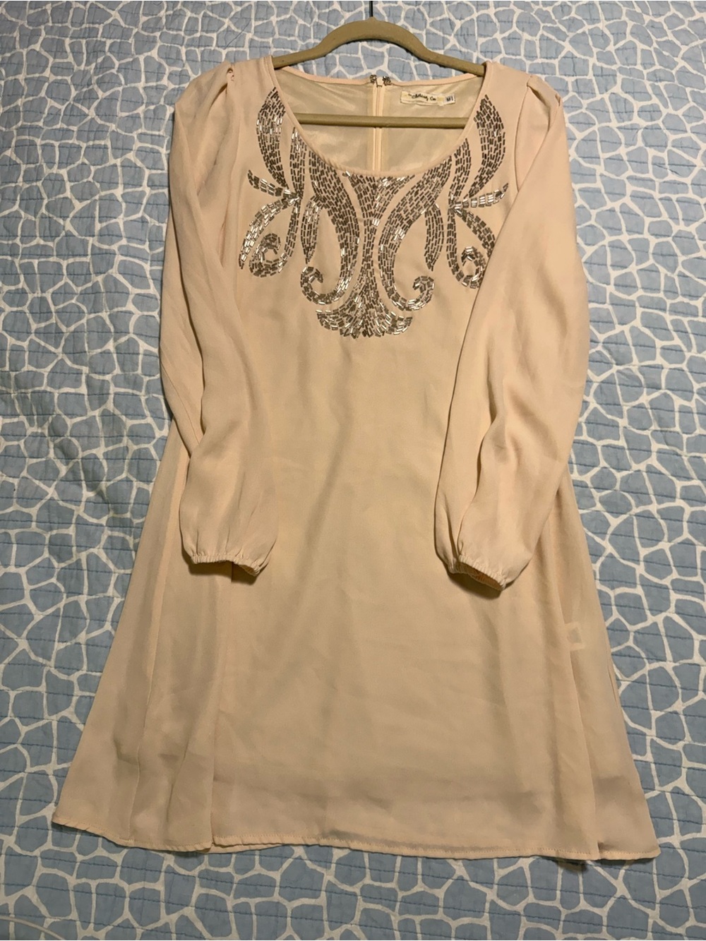 The Clothing Company Embellished Cream Long-Sleeve Shift Dress Size Medium
